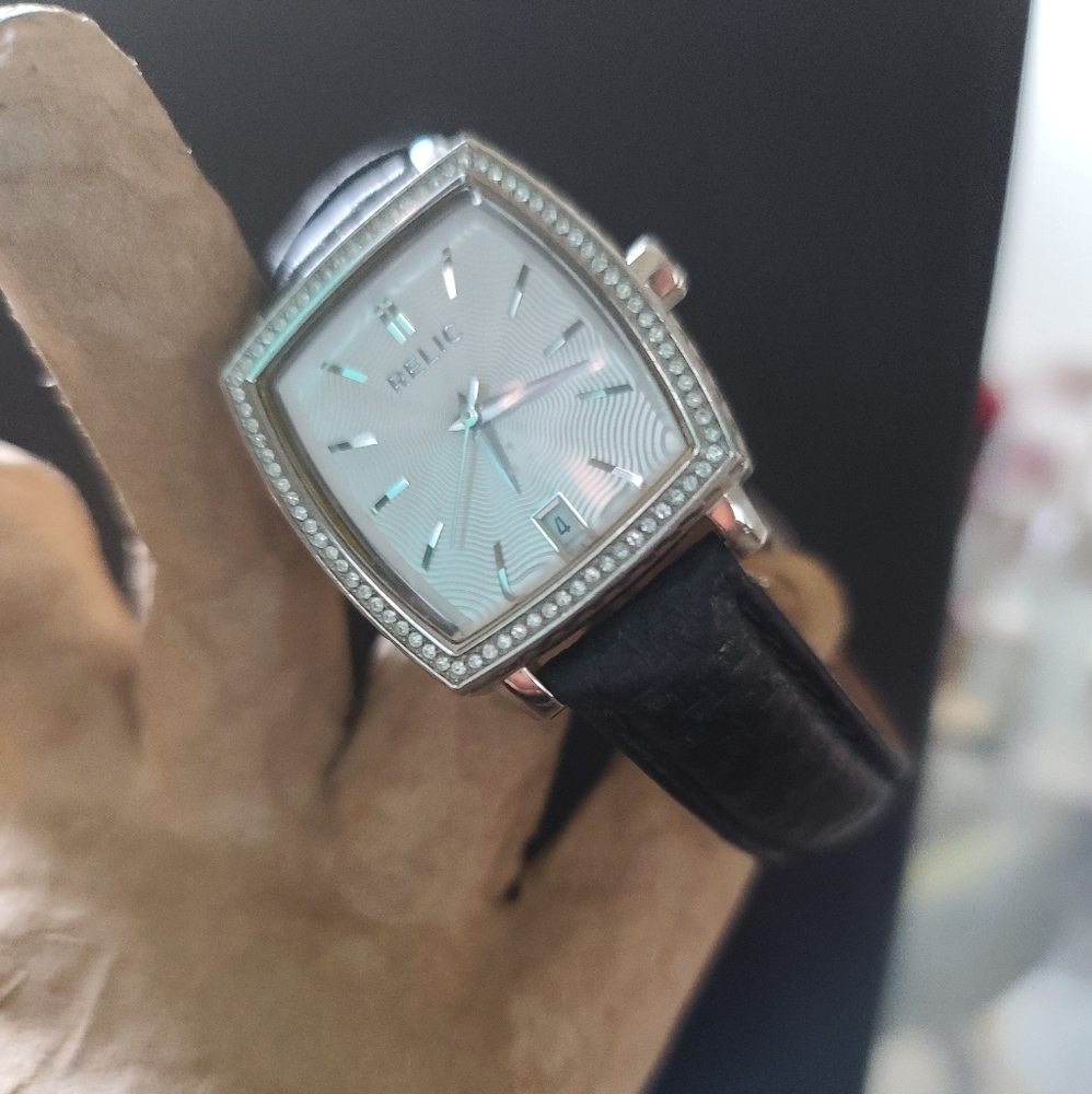 Ladies Relic watch